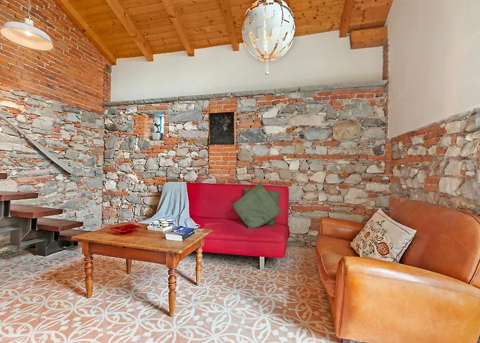 La Maison Du 50 Meters From - Happy Monvalle