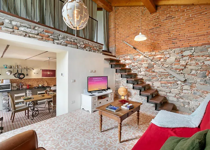 La Maison Du 50 Meters From - Happy Monvalle