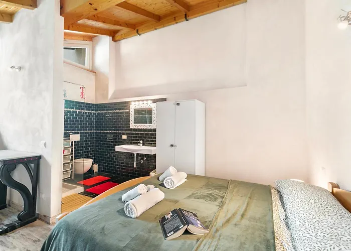 La Maison Du 50 Meters From - Happy