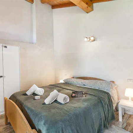 La Maison Du Lac - 50 Meters From Lake , Private Parking&Bbq - Happy Rentals *