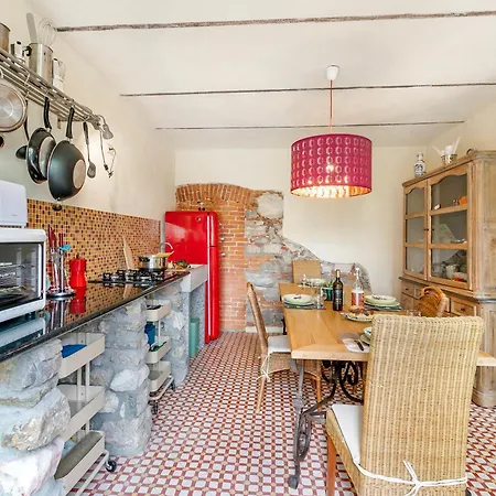アパート La Maison Du 50 Meters From - Happy Monvalle