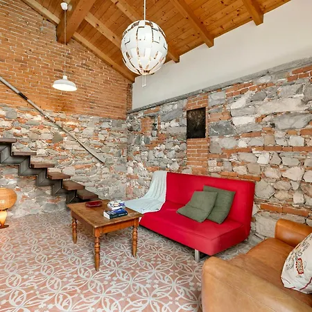 La Maison Du Lac - 50 Meters From Lake , Private Parking&Bbq - Happy Rentals